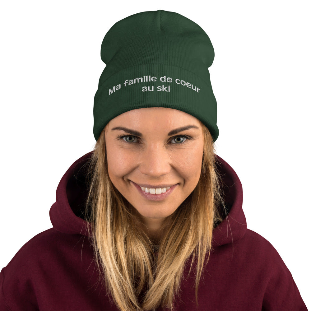 Bonnet brodé "Ma famille de coeur au ski"