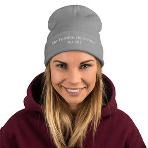 Bonnet brodé "Ma famille de coeur au ski"